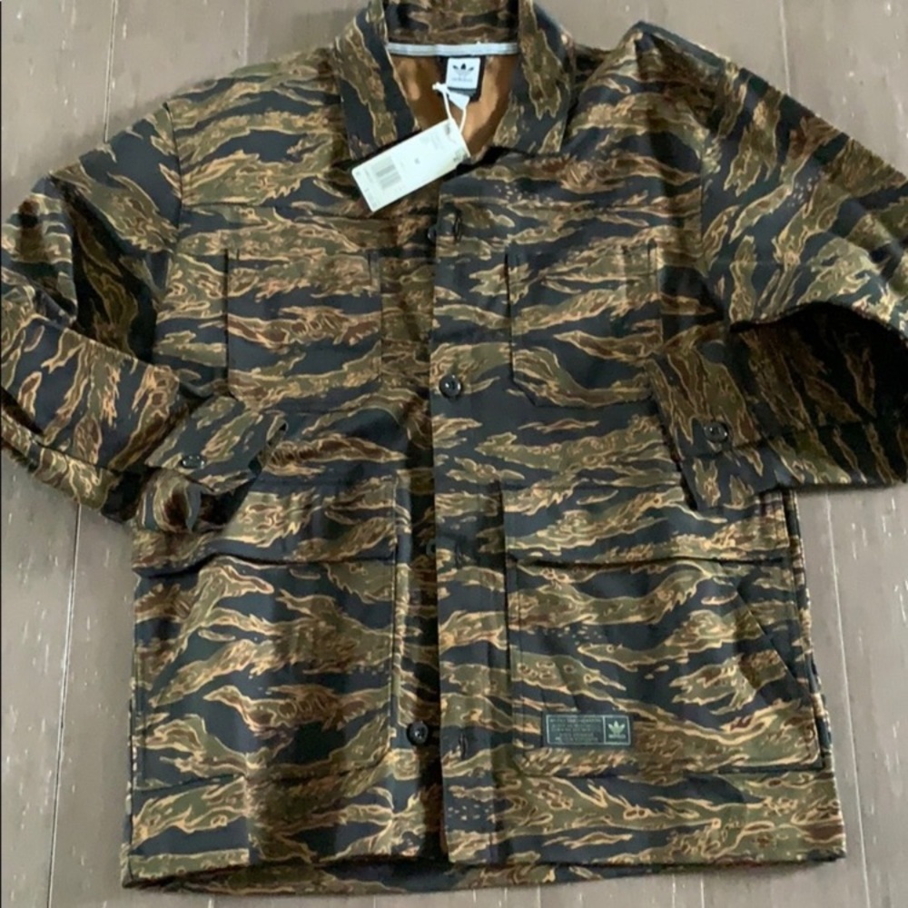 Adidas skateboarding skate jacket camo size medium